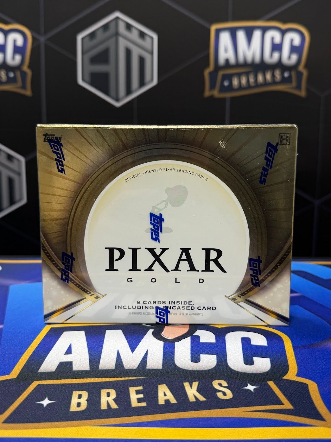 Topps Pixar Gold 2025 Hobby Box
